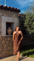 Vestido satinado marrón